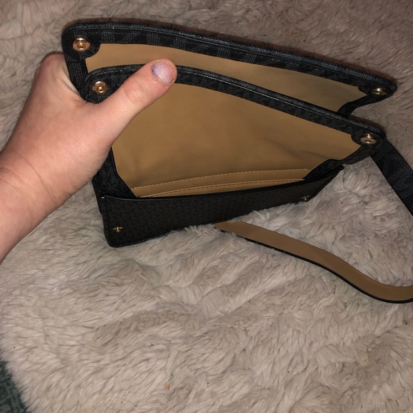 Michael Kors Belt bag - Picture 4 of 7